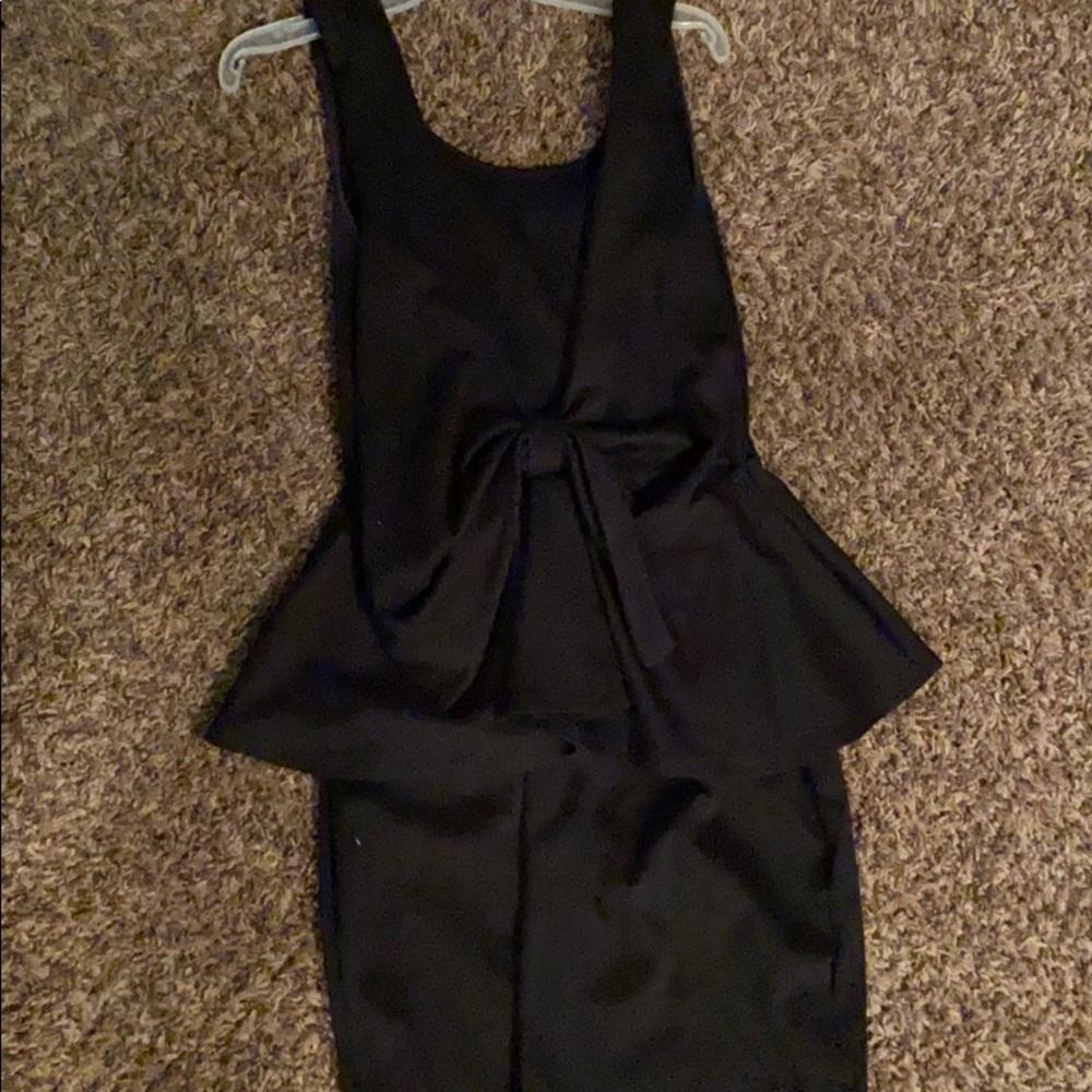 Dress - Picture 2 of 2